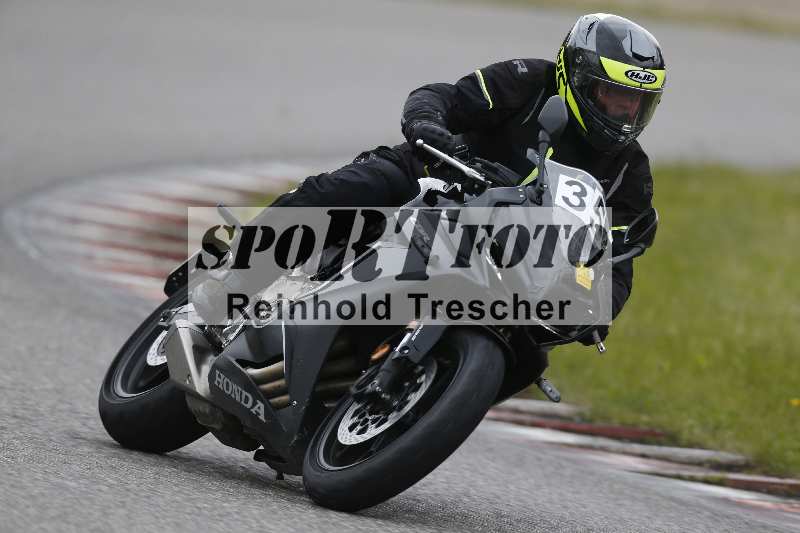 /Archiv-2024/14 25.04.2024 TZ Motorsport Training ADR/Gruppe gelb/35